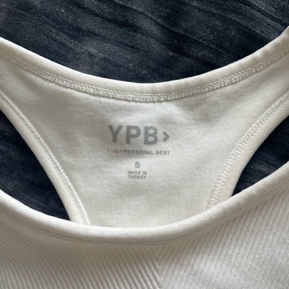 YPB by Abercrombie White Cropped Workout Top Bra - Picture 3 of 3